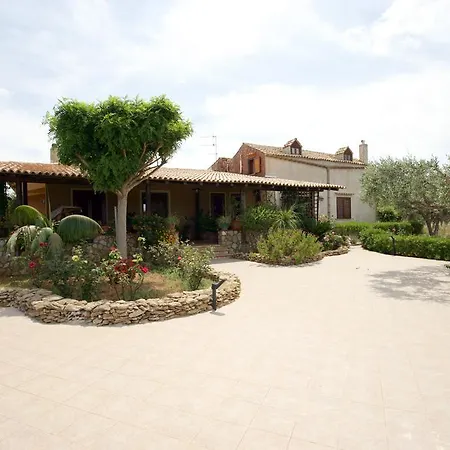 B&B Triskele Bed & Breakfast 2*